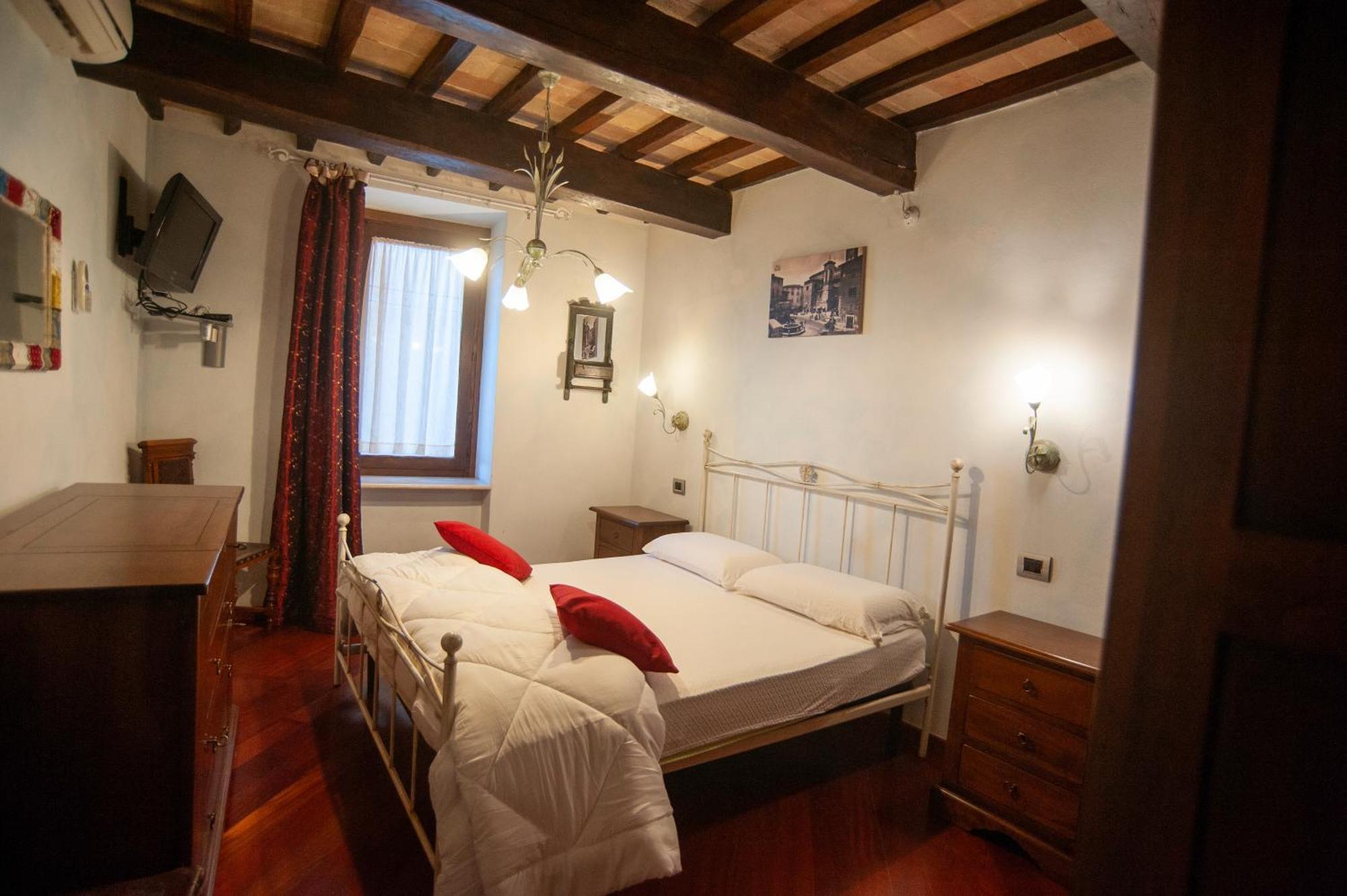 나르니 Casa Dell'Oliveto "Parcheggio Gratuito" 아파트 외부 사진