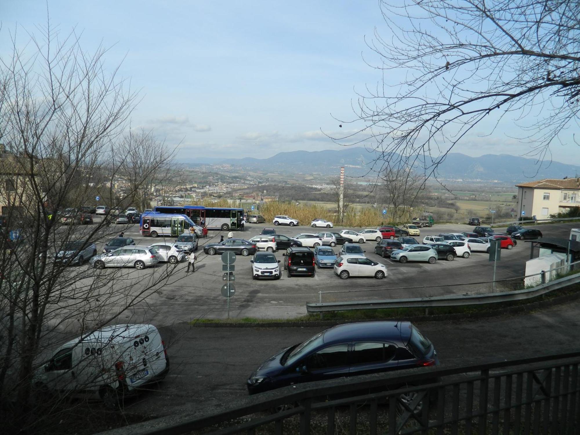 나르니 Casa Dell'Oliveto "Parcheggio Gratuito" 아파트 외부 사진