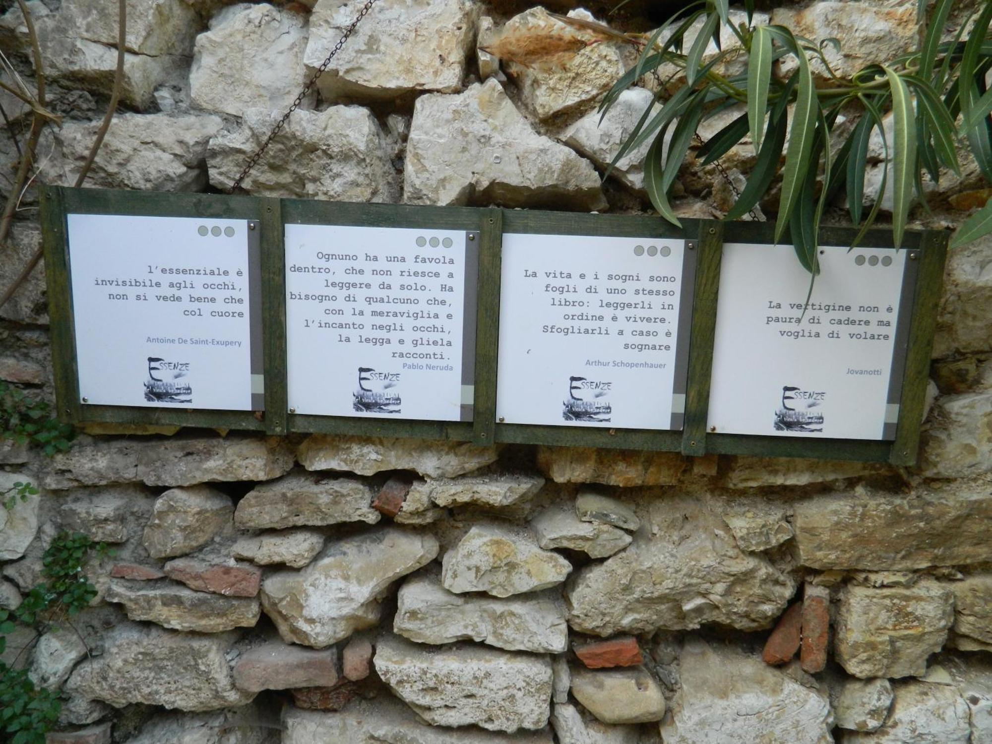나르니 Casa Dell'Oliveto "Parcheggio Gratuito" 아파트 외부 사진